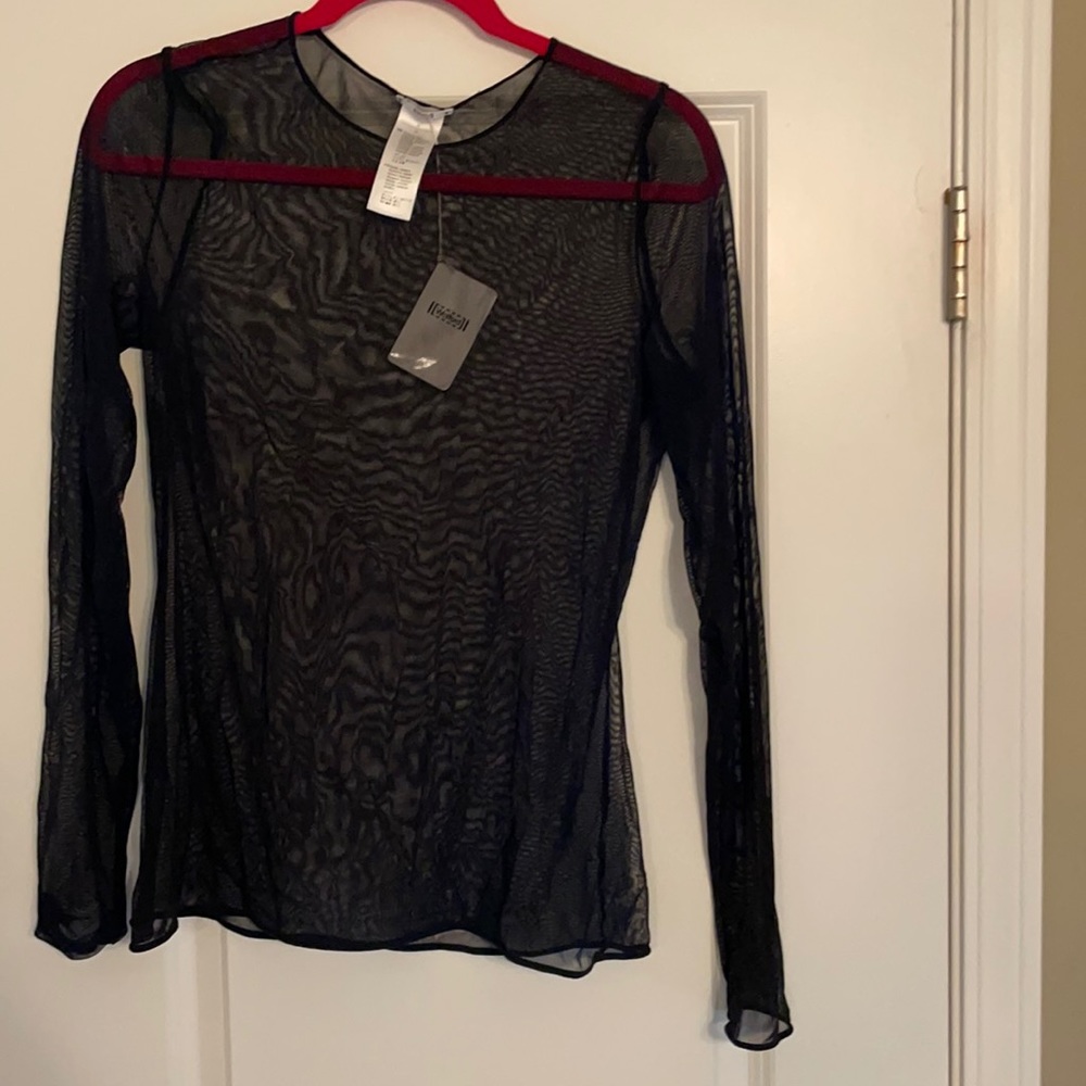 Wilford Sheer Black Top